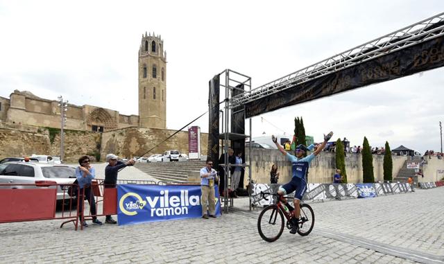 Francisco García, el guanyador de l'etapa que ha finalitat a la Seu Vella