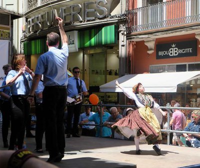 La Banda de Ejea de los Caballeros ha dut fins i tot coreografia.