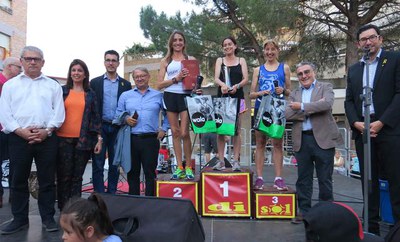 Podi de la Milla Solidària en categoria de dones.