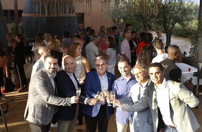 La terrassa de la Llotja ofereix tres espais: restaurant, taberna i terrassa.