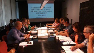 La Comissió Informativa de Polítiques de la Gestió i Promoció de la Ciutat i la Sostenibilitat s'ha reunit aquest matí a l'edifici Pal·las.