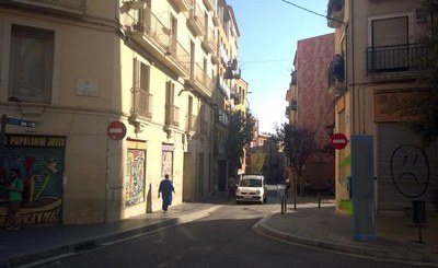 A partir de l'1 d'agost, els cotxes hauran de circular en sentit contrari al que ho fa aquest vehicle.