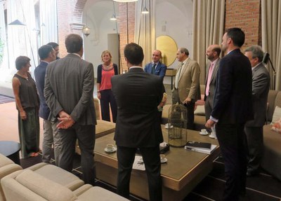 Reunió al Parador de Lleida de diversos directors d'establiments que formen part de la xarxa de Paradores de Turismo.