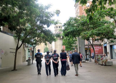 Els agents cívics han fet 13.000 actuacions a la ciutat en el primer semestre de l’any.