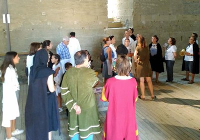 35 persones han participat avui en la visita "Templer per un dia", al Castell de Gardeny.