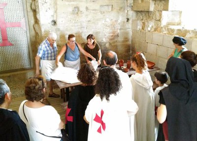 Aquest migdia s'ha fet la visita familiar dinamitzada "Templer per un dia".