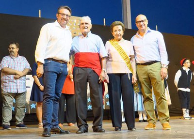 Lolita i Andreu, pubilla i hereu d'edat, a la partida de Llívia i voltants.