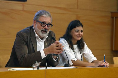 El paer en cap i la regidora d'Educació han adreçat unes paraules a les assistents a l'acte.