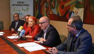 El jurat del Premi Internacional Ciutat de Lleida, reunit aquest matí, ha guardonat Albert Barqué-Duran i Marc Marzenit pel projecte “The Zero-Gravit….