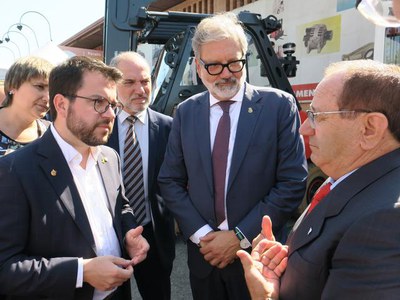 Visita institucional a la Fira de Sant Miquel.