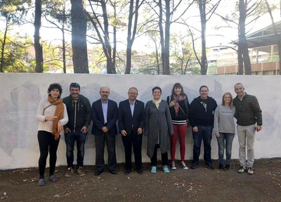 La Taula Salut i Comunitat ha proposat celebrar el Dia Mundial de la Salut Mental amb un mural artístic col·lectiu, que es fa durant el dia d’avui al….