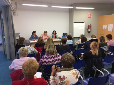 La reunió, al Casal de la Dona de l'Ajuntament de Lleida..