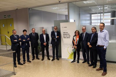 El paer en cap, Fèlix Larrosa, ha visitat Indra al Parc Científic de Lleida.