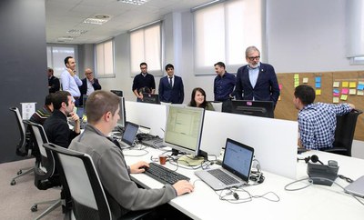 Visita a les instal·lacions d'Indra al Parc Científic de Lleida.