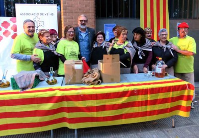 El grup de castanyers han volgut immortalitzar la trobada.