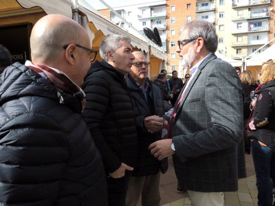 L'alcalde ha saludat els viticultors i restauradors presents a la Festa.