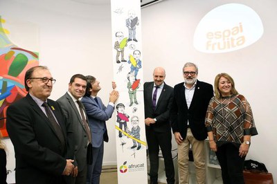 Una caricatura d'Ermengol Tolsa, signada pels protagonistes de la inauguració lluirà a l'entrada de l'estatge social d'Afrucat.
