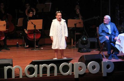 Una escenificació teatral ha donat pas a la música.