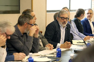 Un moment de la intervenció del paer en cap en l'esmorzar informatiu organitzat pel Col·legi de Periodistes.