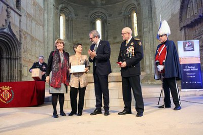 La delegada del Govern, Teresa Cunillera, ha rebut de mans de l'alcalde, Fèlix Larrosa, la medalla de Santa Cecília per mètis professionals amb disti….