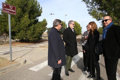 Lleida dedica un carrer a J. Luís González, empresari, polític i promotor de l’esport.