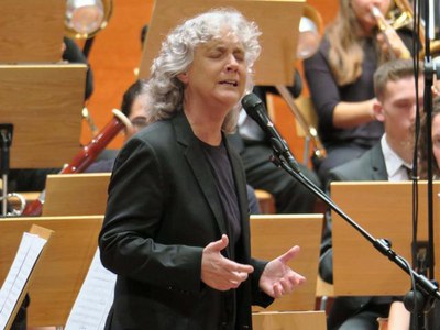 La cantaora catalana Mayte Martín sedueix l'Auditori Municipal amb el seu "El Amor brujo”.