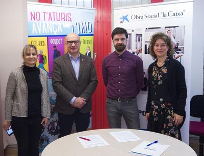 El tinent d'alcalde Rafel Peris ha presidit la signatura del conveni d'adhesió de l'IMO al programa Incorpora de la Caixa..