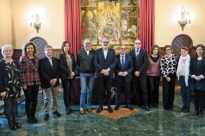 La Paeria, l’Obra Social ”la Caixa” i Creu Roja Lleida han signat un conveni de col·laboració per pal·liar situacions de soledat no volguda entre la ….