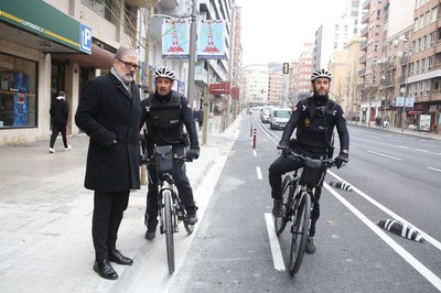 El paer en cap, Fèlix Larrosa, assegura que la ciutat avança cap a la “revolució verda” amb accions com aquesta i amb la implantació de les zones 20 ….