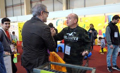 Els pares també estan entusiasmats amb el parc infantil de Nadal.