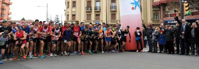 Moment del tret de sortida a la cursa llarga.