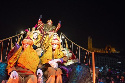 La carrossa del rei Melcior passant pel Pont Vell camí de Cappont.