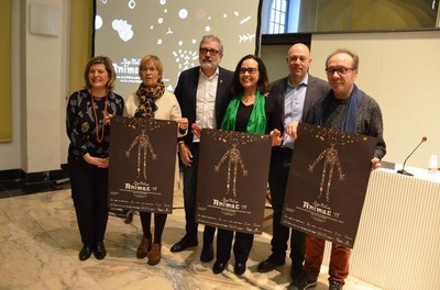 D'esquerra a dreta, Maribel Tost (CaixaFòrum Lleida), la tinent d'alcalde Montse Parra, el paer en cap Fèlix Larrosa, la directora d'Animac, Carolina….