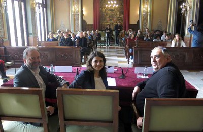 L'acte ha tingut lloc al Saló de Sessions amb la presència de familiars i professors.