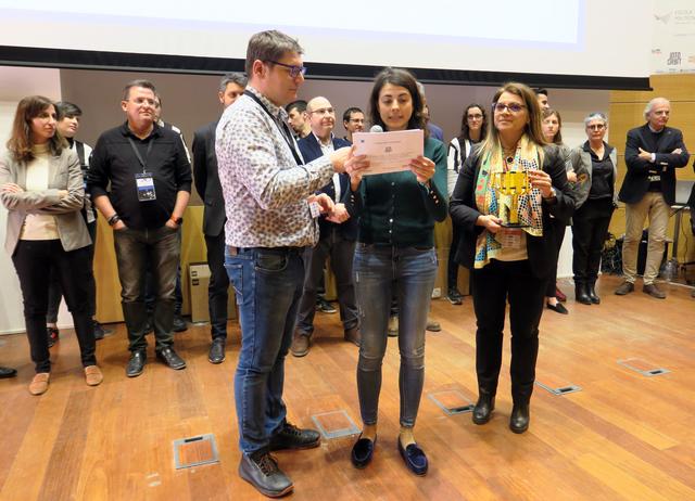 La regidora Salmerón ha obert la plica del premi Paeria