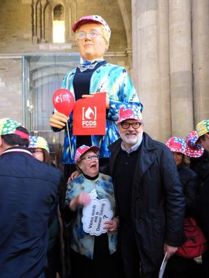 El paer en cap ha anat saludant als participants en els diversos tallers.