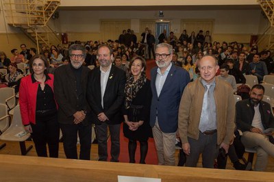 L'acte s'ha fet al saló d'actes de l'institut.