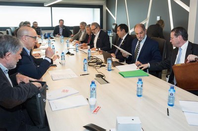 Les instal·lacions de Mercolleida han acollit la reunió del Patronat de la Fira de Lleida, integrat per l'Ajuntament de Lleida, la Generalitat de Cat….