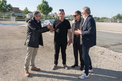 Lliurament de les claus al president dels firaires lleidatans..