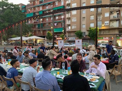 La trobada s'ha fet a la plaça del Clot de les Granotes.