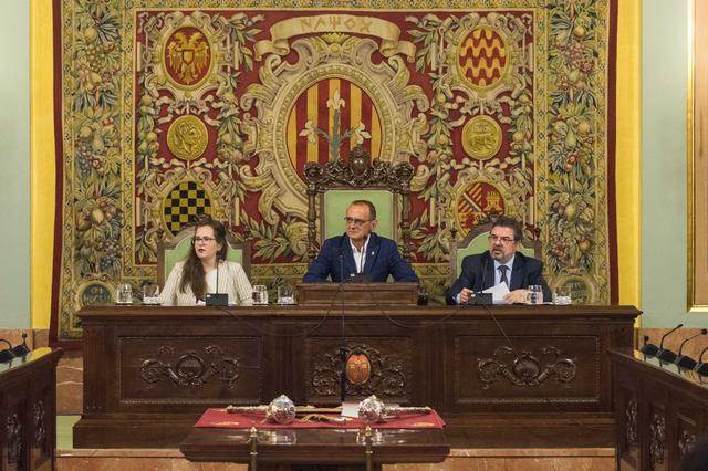 La Mesa d'Edat amb el secretari general