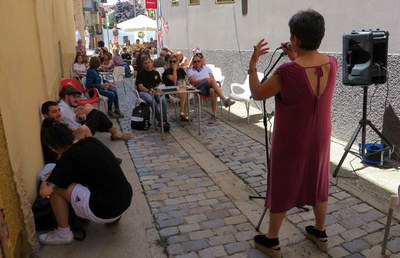 El carrer Pocurull, un escenari improvisat per acollir el Poetry Slam Lleida.