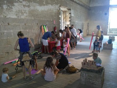 Tornen a programar-se els tallers infantils al Castell de Gardeny.