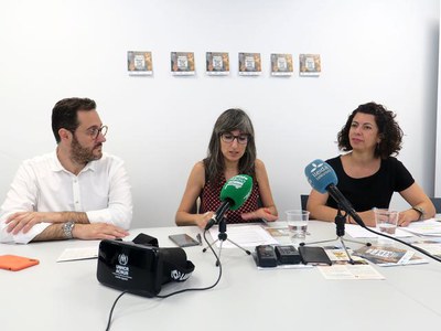 Enguany, el cicle de cinema solidari al carrer està dedicat a les persones refugiades i a la reducció de les desigualtats.