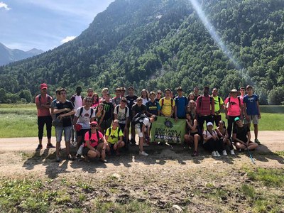 Més de 45 joves han participat en la sortida, que ha organitzat el departament de Joventut amb el Club d’Escalada i Muntanya de Pardinyes.