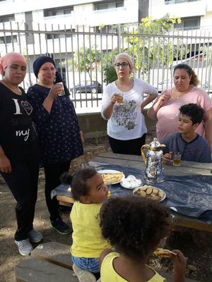 El projecte "Hort i Família" inclou alters accions, com esmorzars en família per fomentar una alimentació saludable.