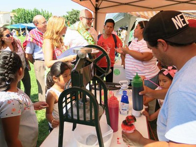 Exhibició gastronòmica amb plats típics de Bolívia i de les entitats llatinoamericanes presents en la celebració a Lleida.