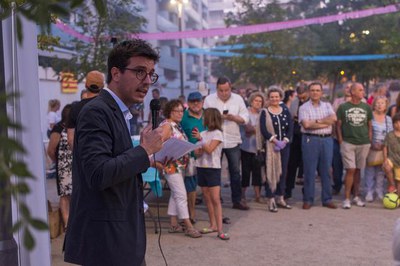 El primer tinent d'alcalde, Antoni Postius, durant el pregó de la Festa Major.