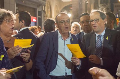 L'alcalde i el president de la Generalitat s'han afegit a l'acte dels Cantaires de Ponent.