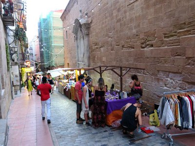 El Mercat Medieval pren vida al carrer Cavallers.
